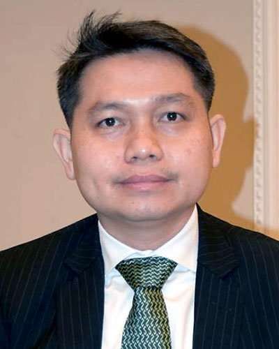 Mr. Sivach Kaewcharoen